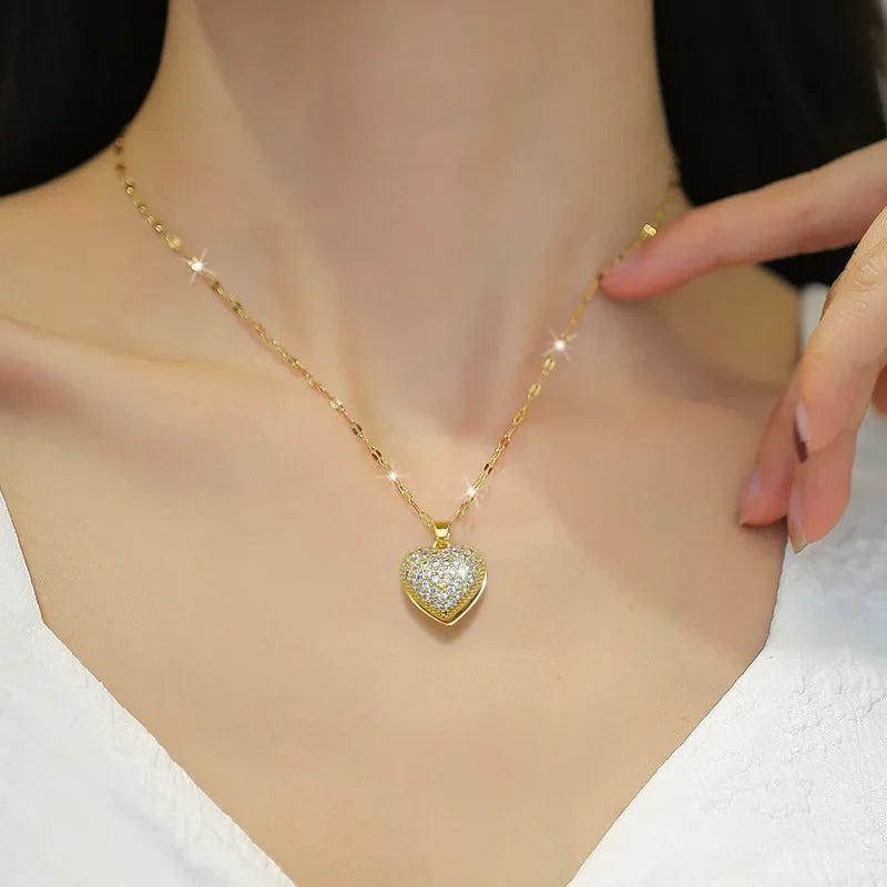 Luxury Stainless Steel Peach Heart Pearl Oyster Pendant Necklace